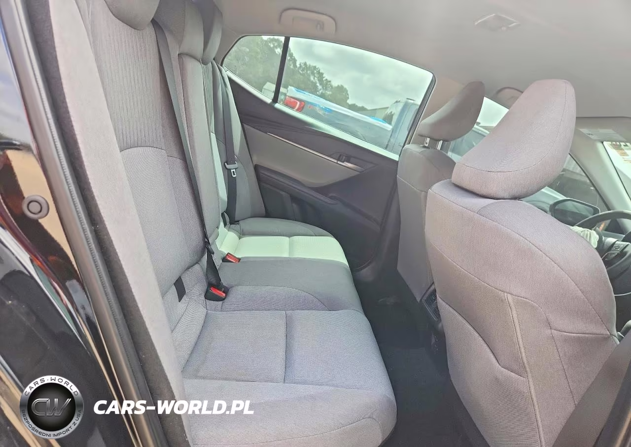 2026 Toyota Camry Le VIN:4T1DAACKXTU706578 - 10