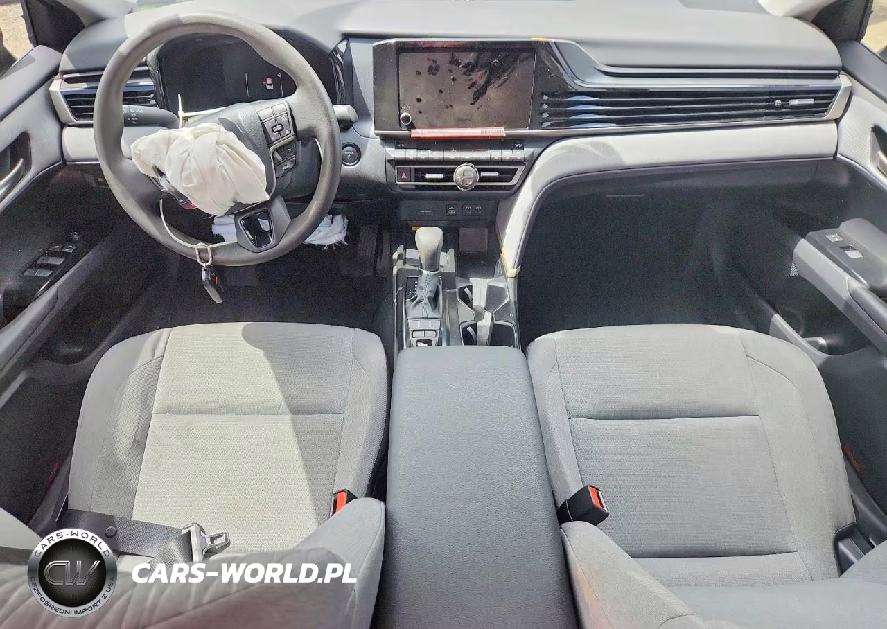 2026 Toyota Camry Le VIN:4T1DAACKXTU706578 - 8