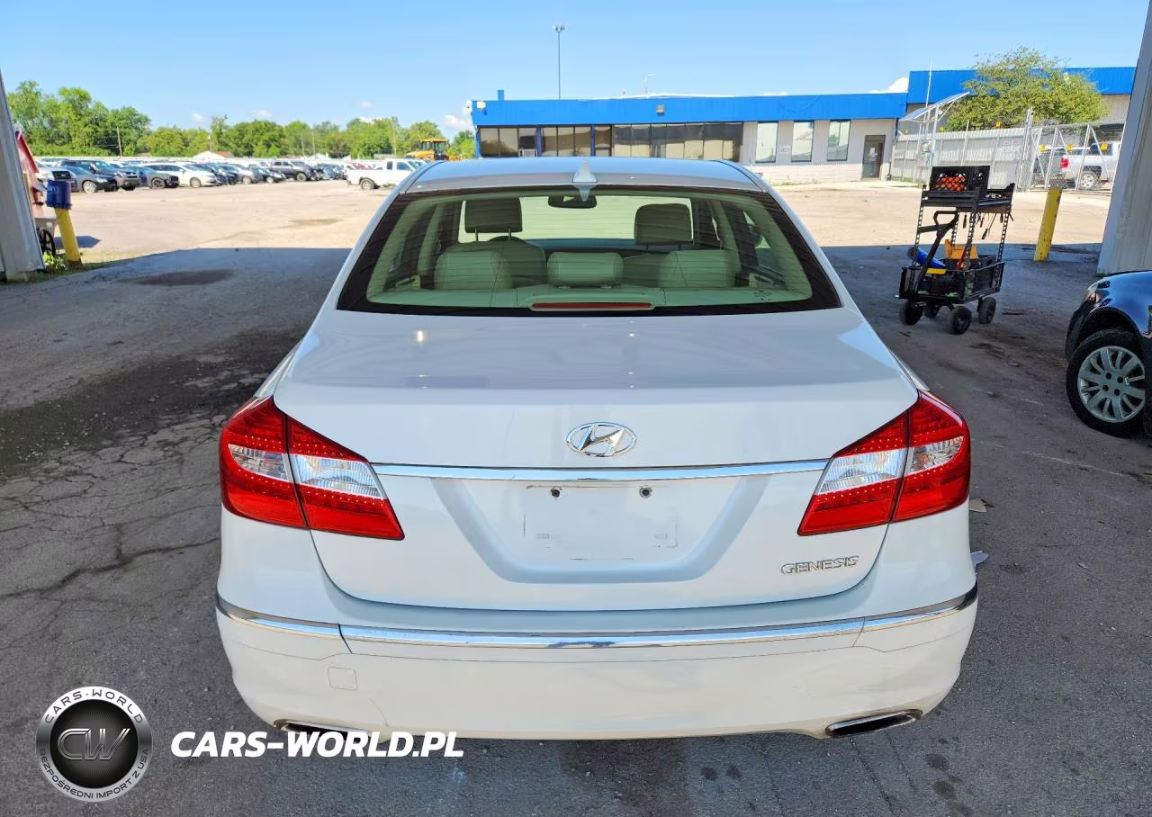 2013 Hyundai Genesis 3.8L VIN:KMHGC4DD4DU240401 - 6