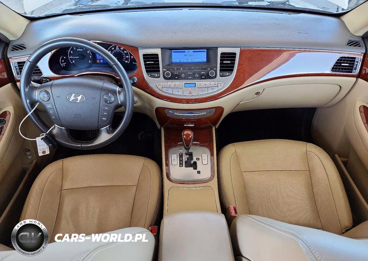 2013 Hyundai Genesis 3.8L VIN:KMHGC4DD4DU240401 - 8