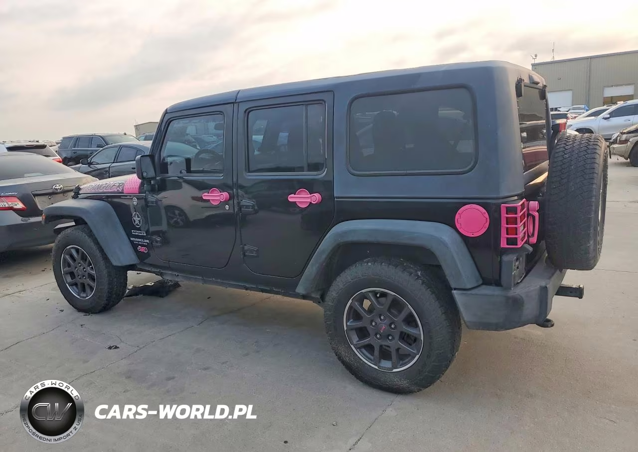 2014 Jeep Wrangler Unlimited Sport VIN:1C4BJWDG8EL292745 - 2