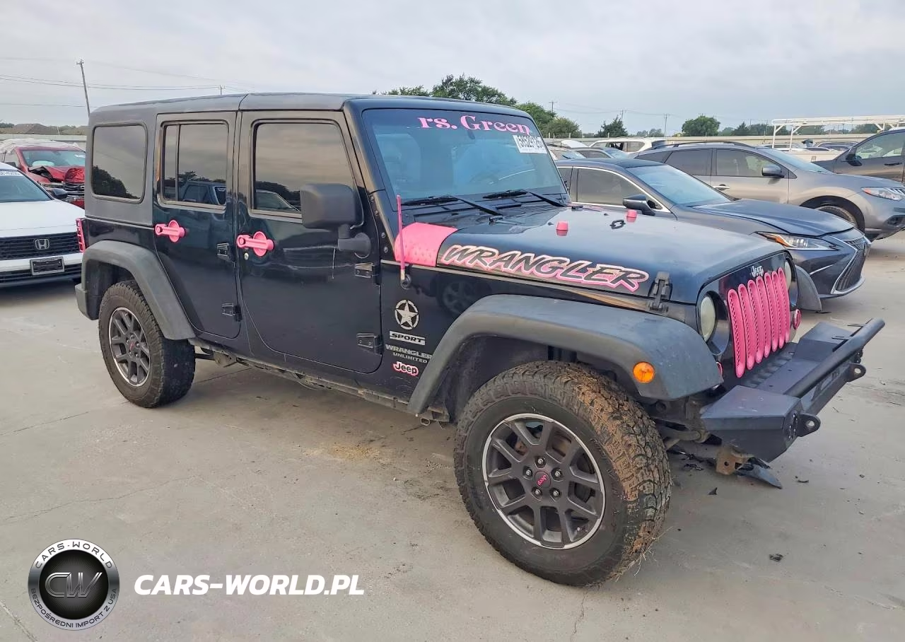 2014 Jeep Wrangler Unlimited Sport VIN:1C4BJWDG8EL292745 - 4