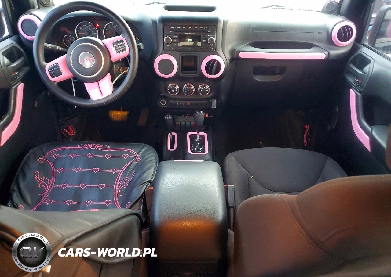 2014 Jeep Wrangler Unlimited Sport VIN:1C4BJWDG8EL292745 - 8