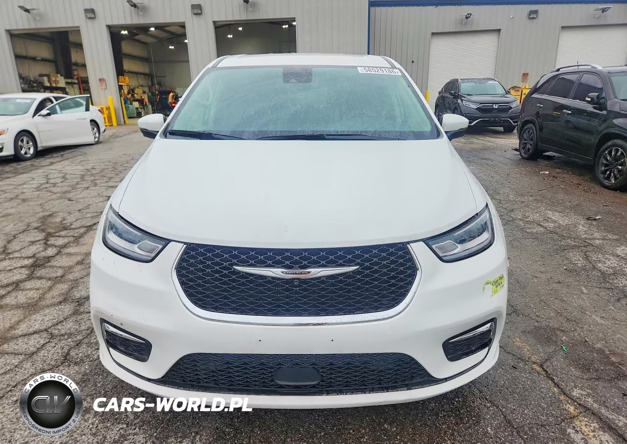 2023 Chrysler Pacifica Hybrid Touring L VIN:2C4RC1L76PR523309 - 5