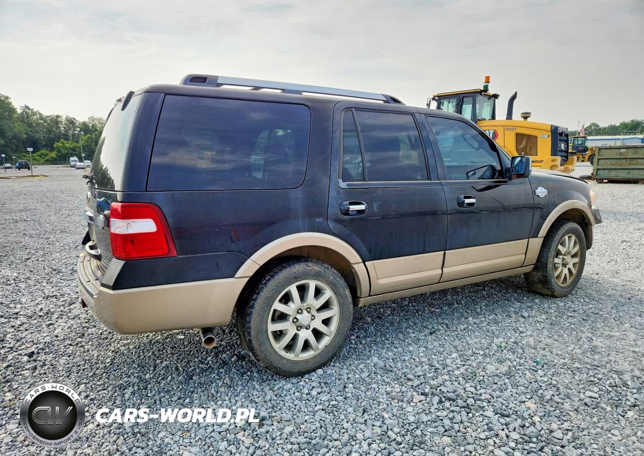 2014 Ford Expedition Xlt VIN:1FMJU1H54EEF00330 - 3