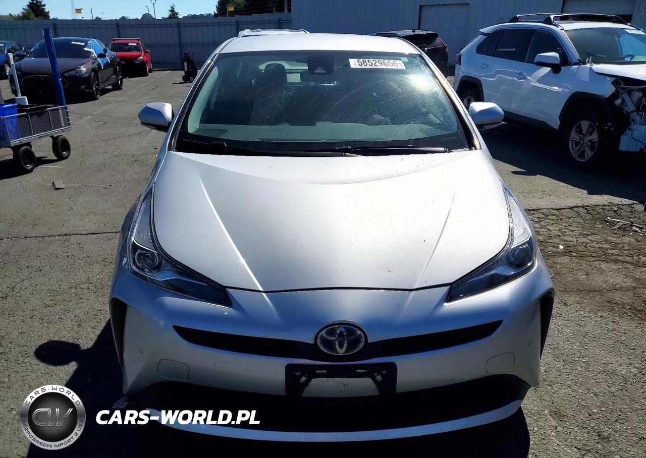 2019 Toyota Prius Le VIN:JTDKARFU3K3075944 - 5