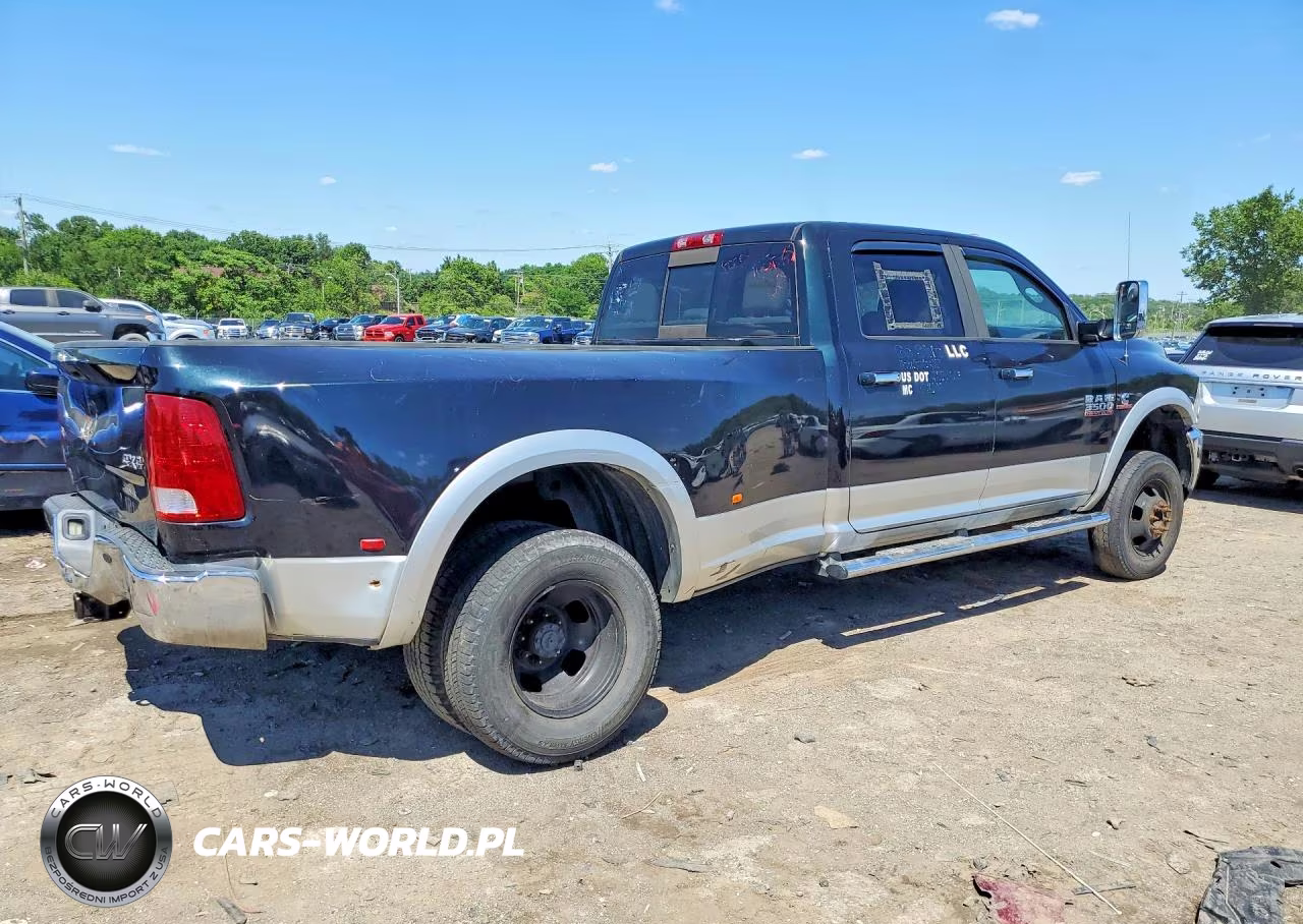 2015 Ram 3500 Laramie VIN:3C63RRJL9FG550373 - 3