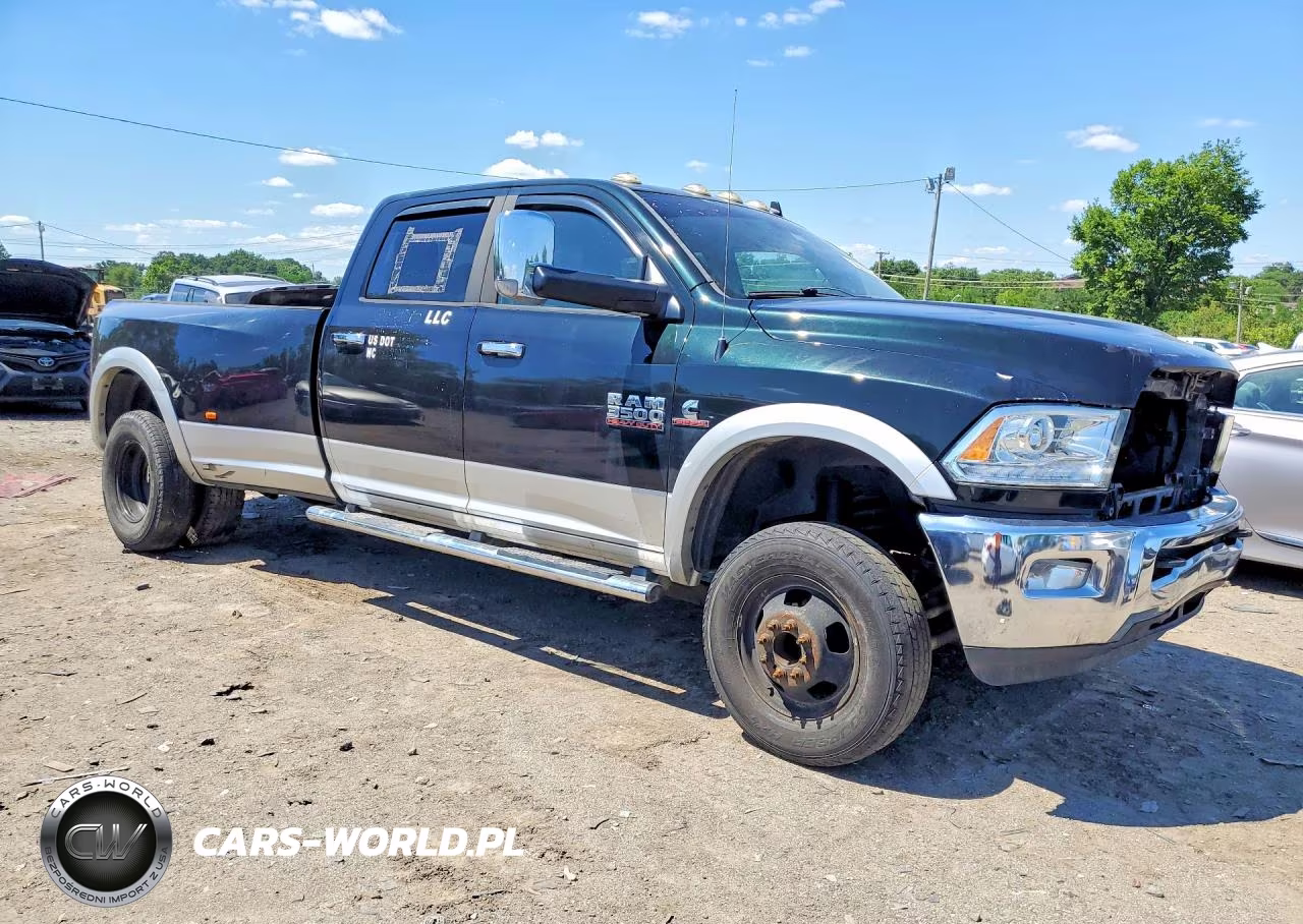 2015 Ram 3500 Laramie VIN:3C63RRJL9FG550373 - 4