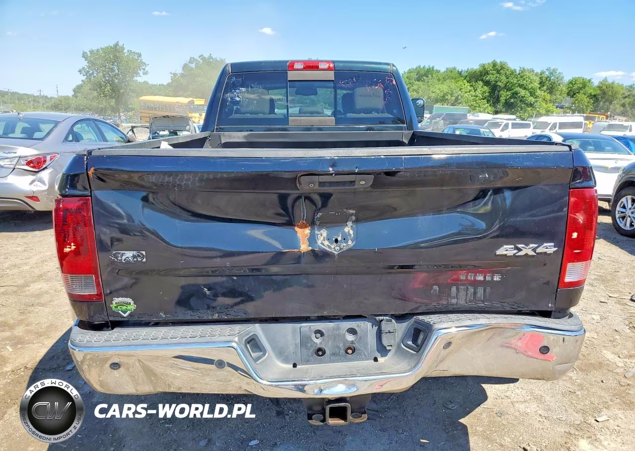 2015 Ram 3500 Laramie VIN:3C63RRJL9FG550373 - 6