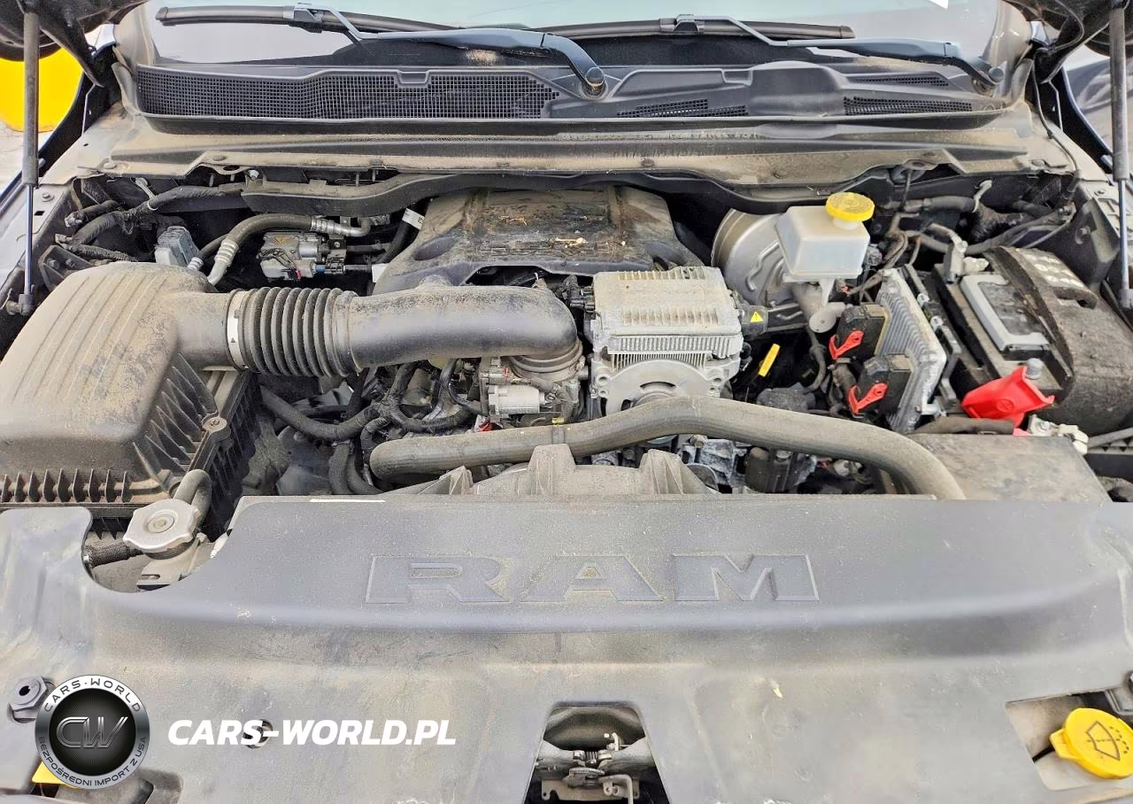 2021 Ram 1500 Laramie VIN:1C6SRFJT1MN683336 - 11