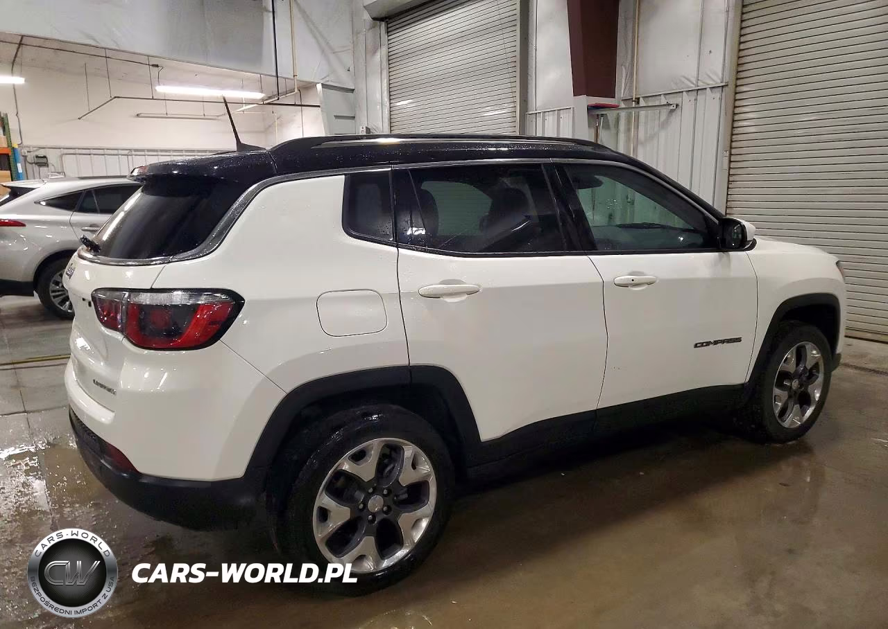 2018 Jeep Compass Limited VIN:3C4NJDCB2JT192114 - 3
