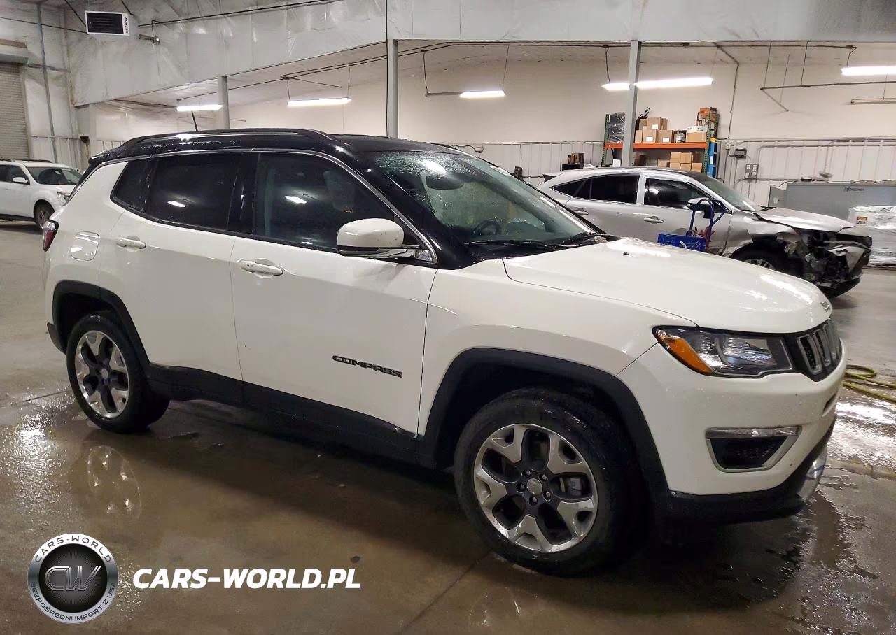 2018 Jeep Compass Limited VIN:3C4NJDCB2JT192114 - 4