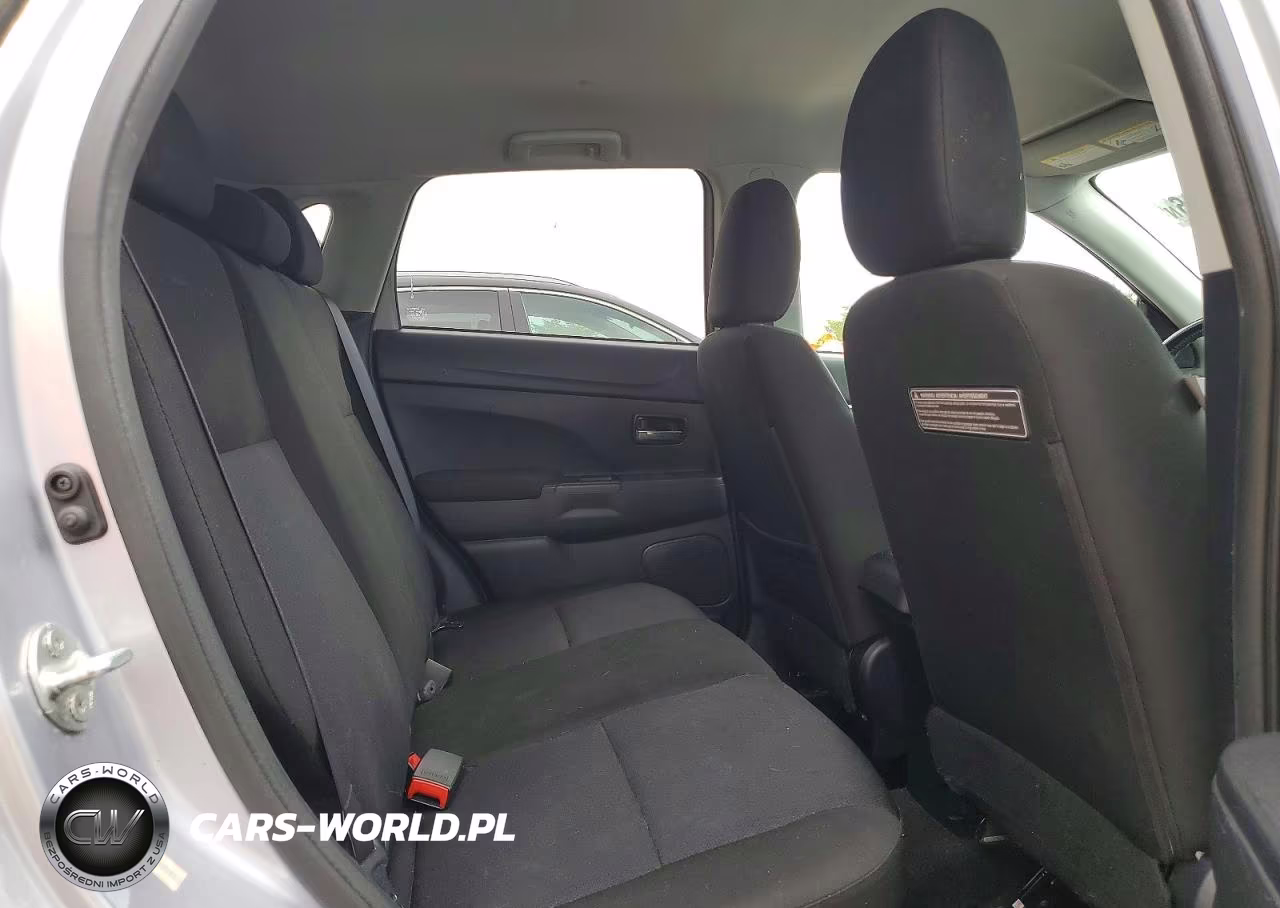 2011 Mitsubishi Outlander Sport Es VIN:JA4AP3AU8BZ010187 - 11