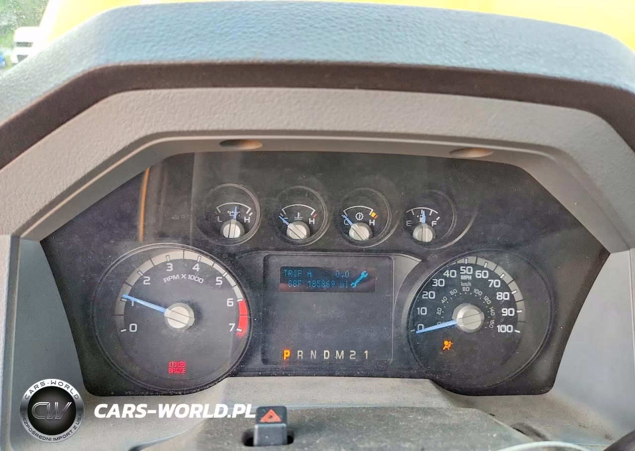 2015 Ford F350 Super Duty VIN:1FD8W3G63FEA42828 - 9