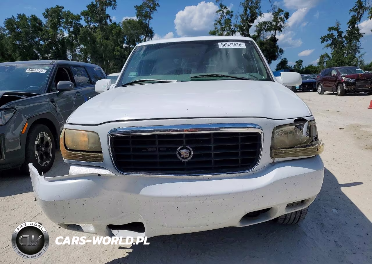 2000 Cadillac Escalade Luxury VIN:1GYEK63R4YR221227 - 5