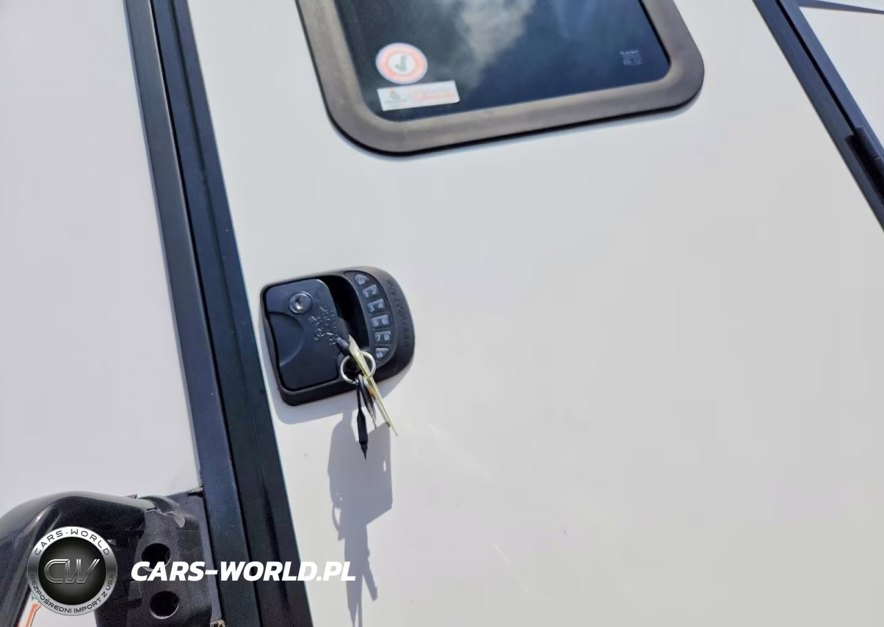 2022 Forest River Xlr Camper VIN:4X4TXLD29NF169583 - 3