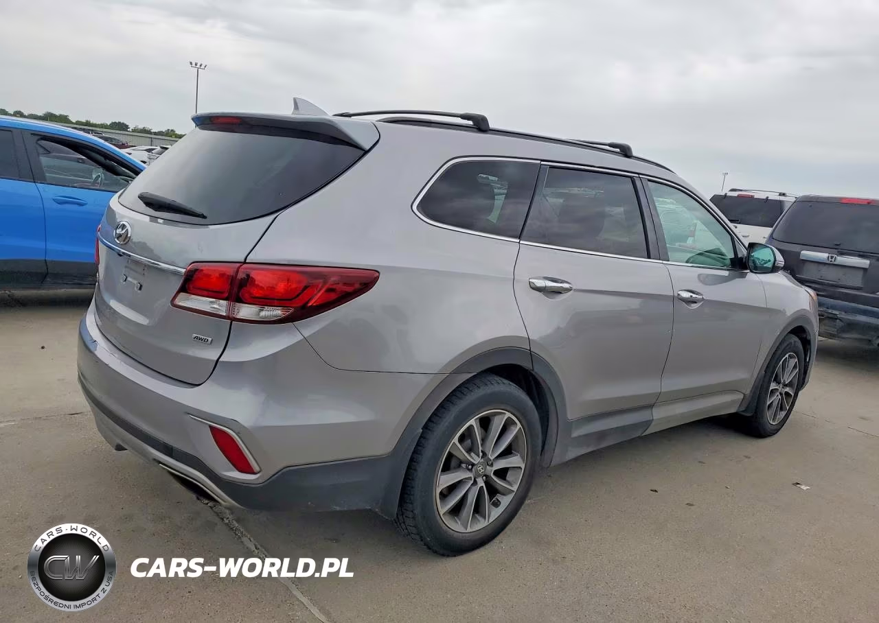 2018 Hyundai Santa Fe Se VIN:KM8SNDHF3JU287057 - 3