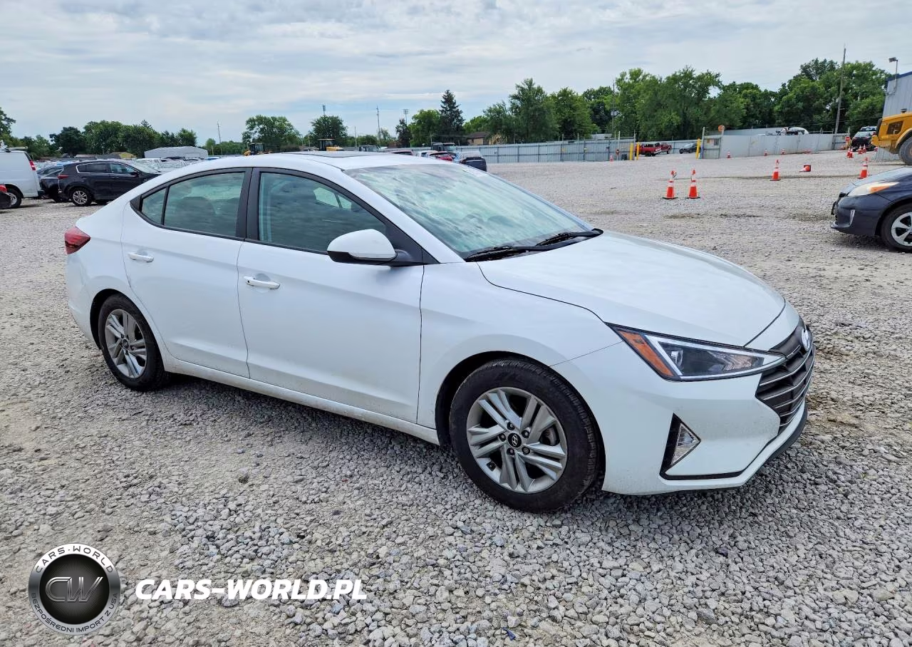 2020 Hyundai Elantra Value Edition VIN:5NPD84LF5LH603471 - 4