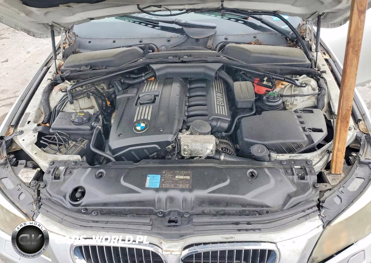 2010 BMW 528 I VIN:WBANU5C55AC129105 - 11