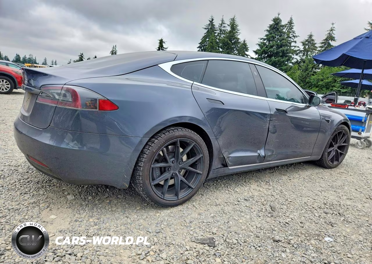 2017 Tesla Model S VIN:5YJSA1E13HF184540 - 3