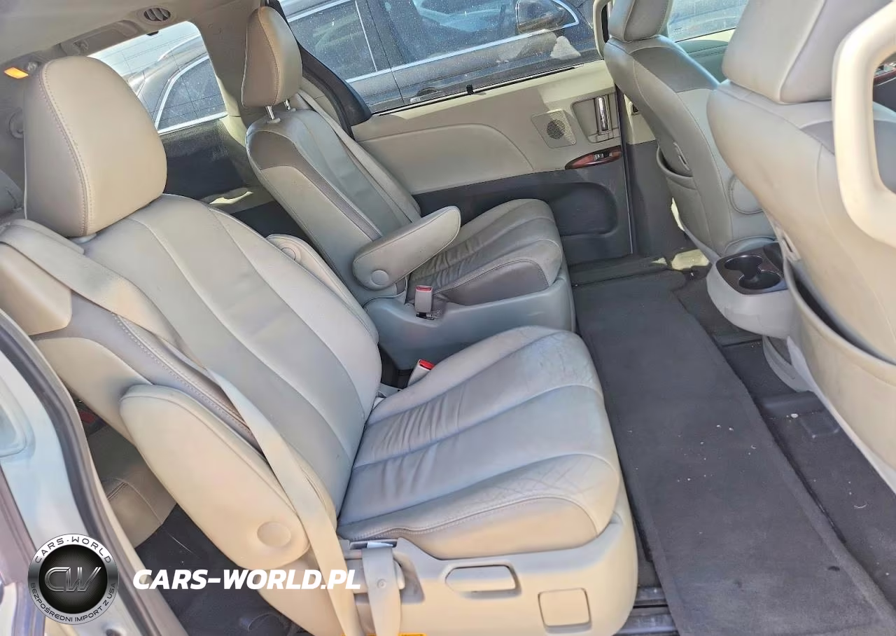 2013 Toyota Sienna Limited 7-Passenger VIN:5TDYK3DC4DS304941 - 11