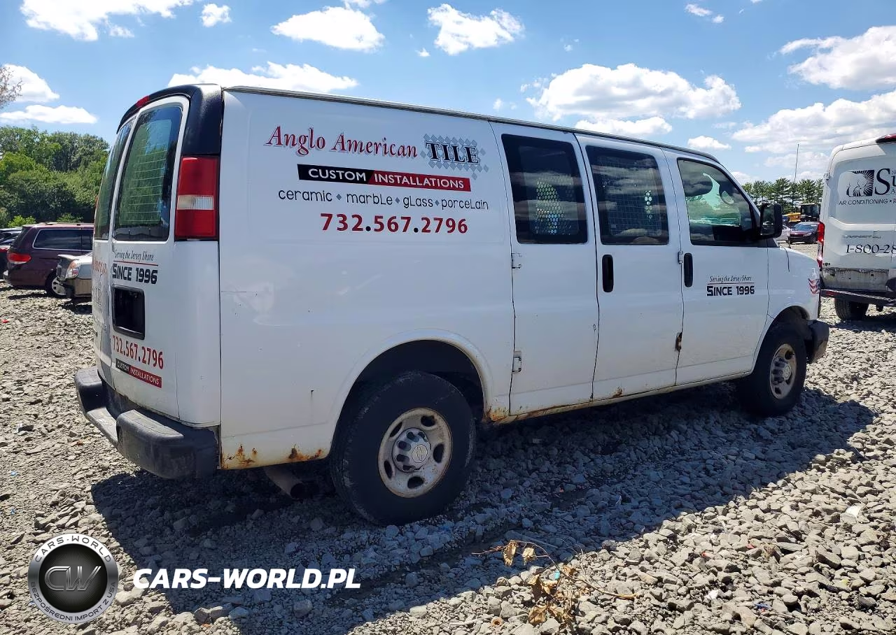 2008 Chevrolet Express G2500 VIN:1GCGG25C881167494 - 3
