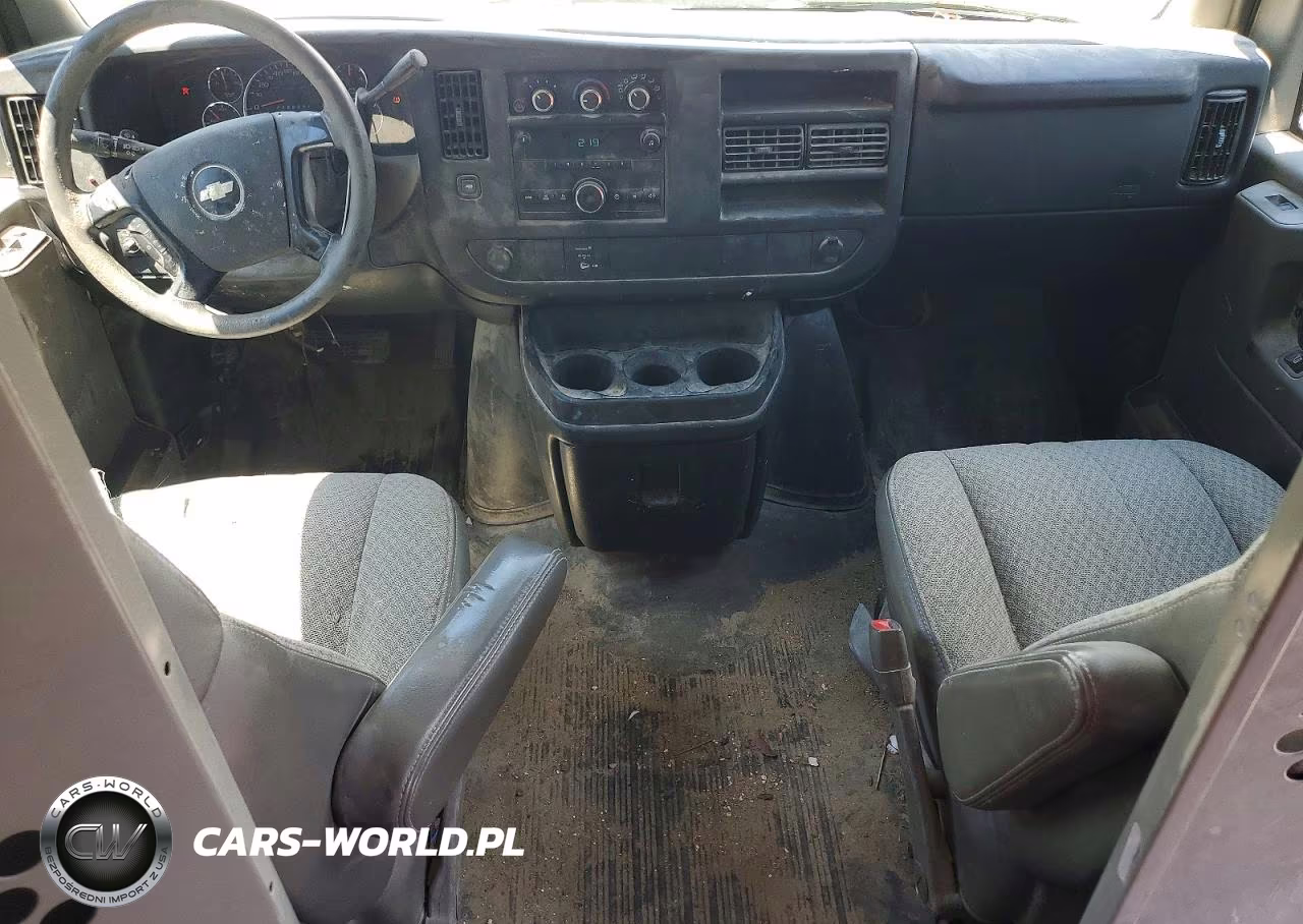 2008 Chevrolet Express G2500 VIN:1GCGG25C881167494 - 8
