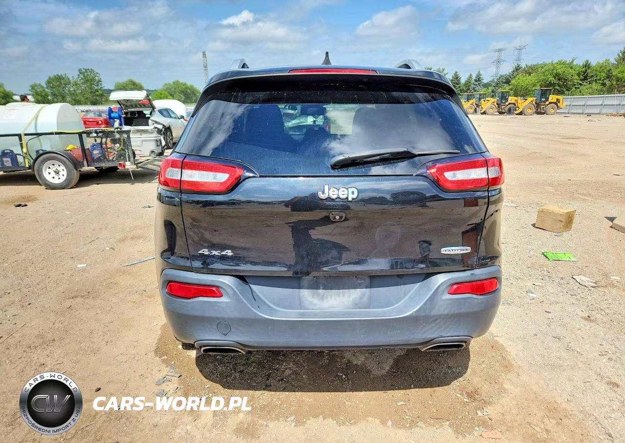 2016 Jeep Cherokee Latitude VIN:1C4PJMCS1GW111485 - 6