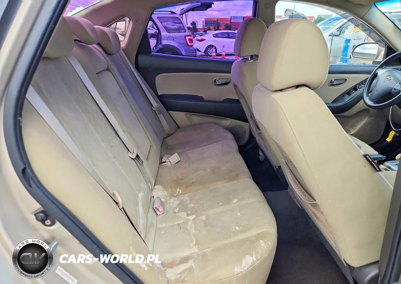 2010 Hyundai Elantra 4D VIN:KMHDU4AD9AU167574 - 10