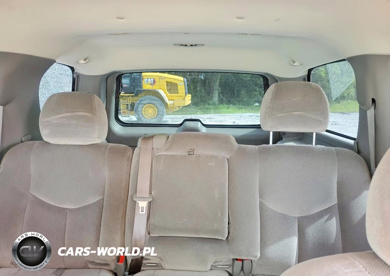 2004 GMC Yukon VIN:1GKEC13Z14R245781 - 10