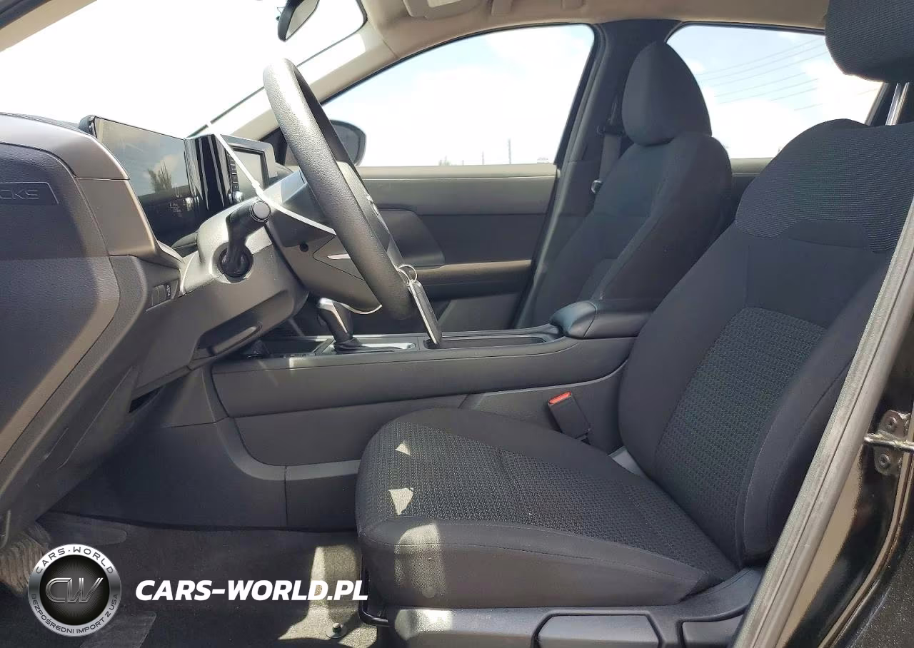 2025 Nissan Kicks S VIN:3N8AP6BA3SL366067 - 7