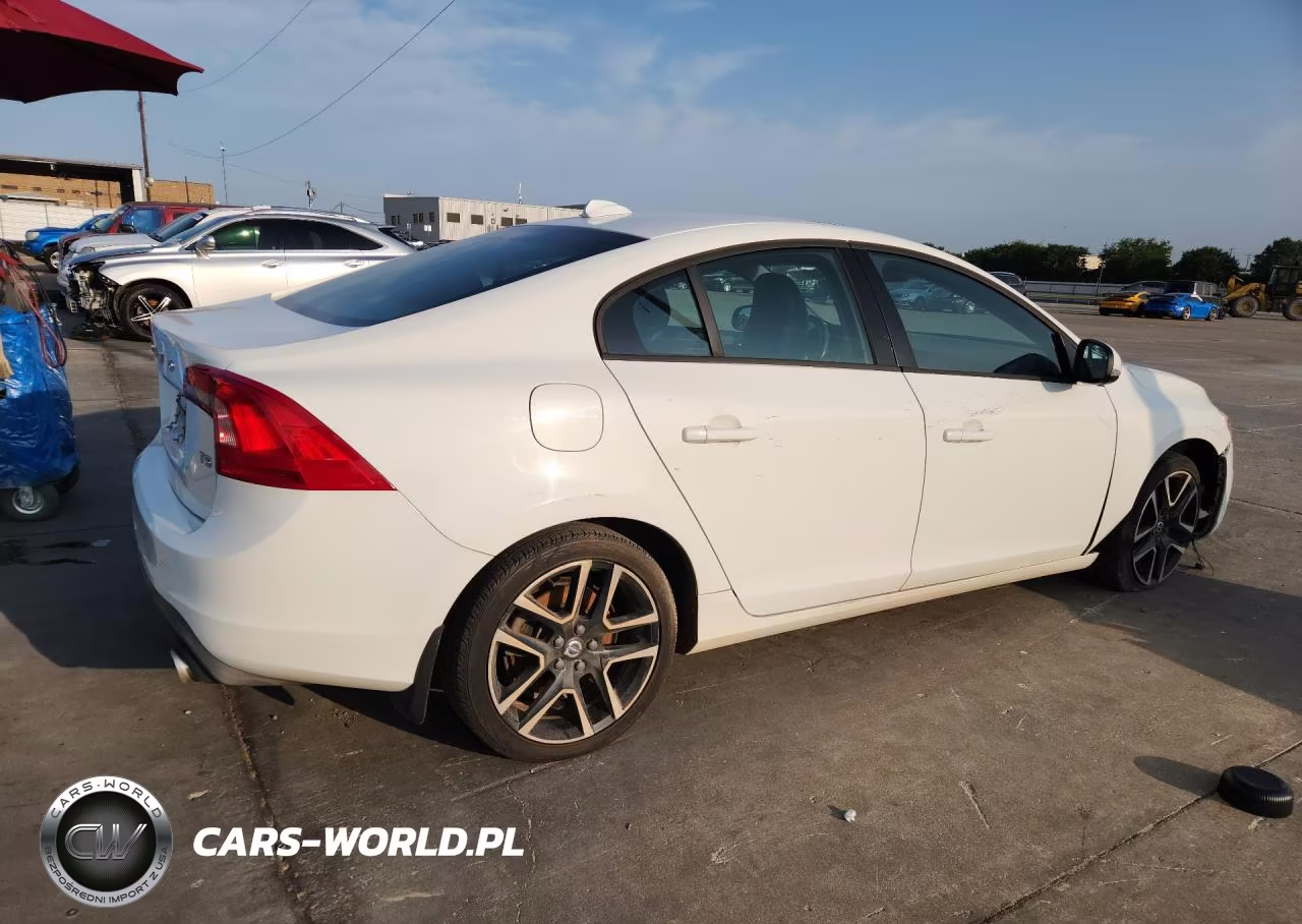 2018 Volvo S60 Dynamic VIN:YV126MFL5J2452798 - 3