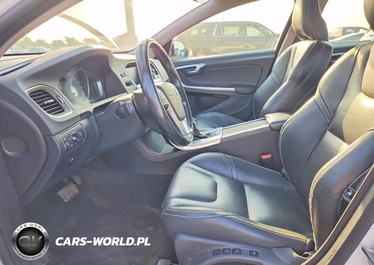 2018 Volvo S60 Dynamic VIN:YV126MFL5J2452798 - 7