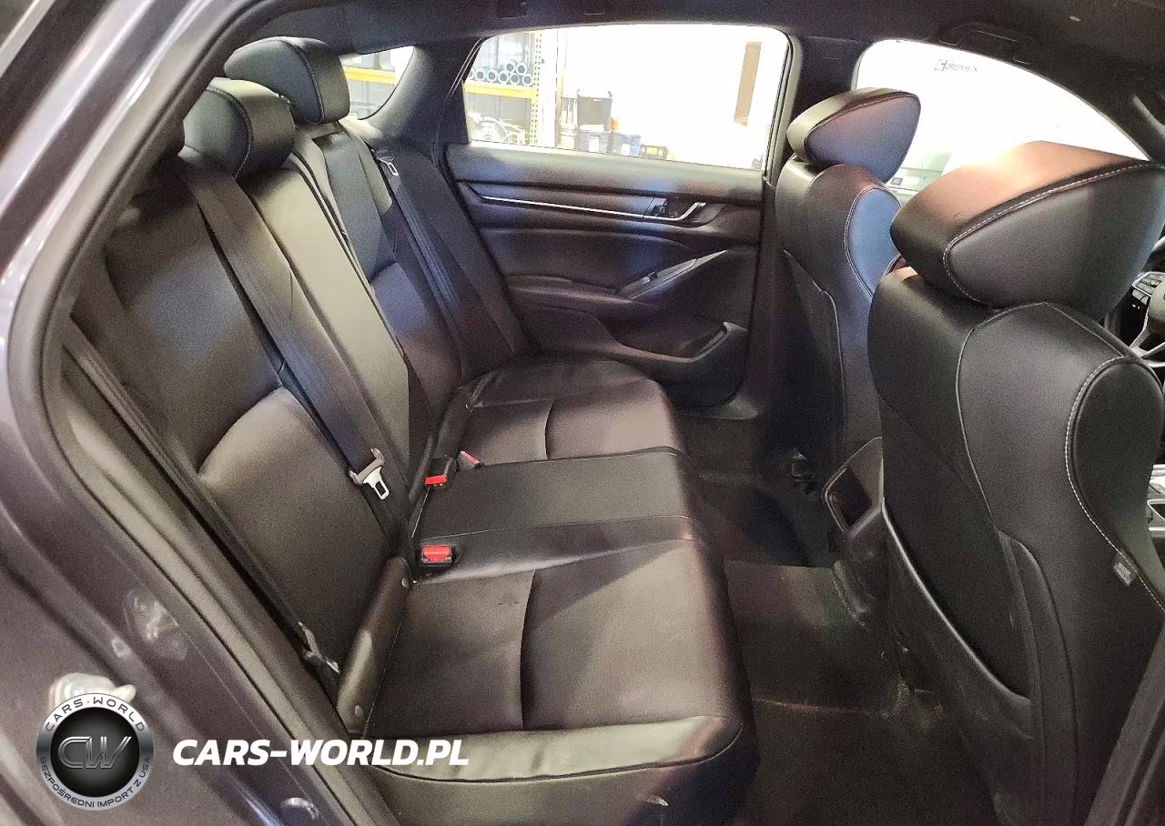 2018 Honda Accord Sport VIN:1HGCV1F39JA011856 - 10
