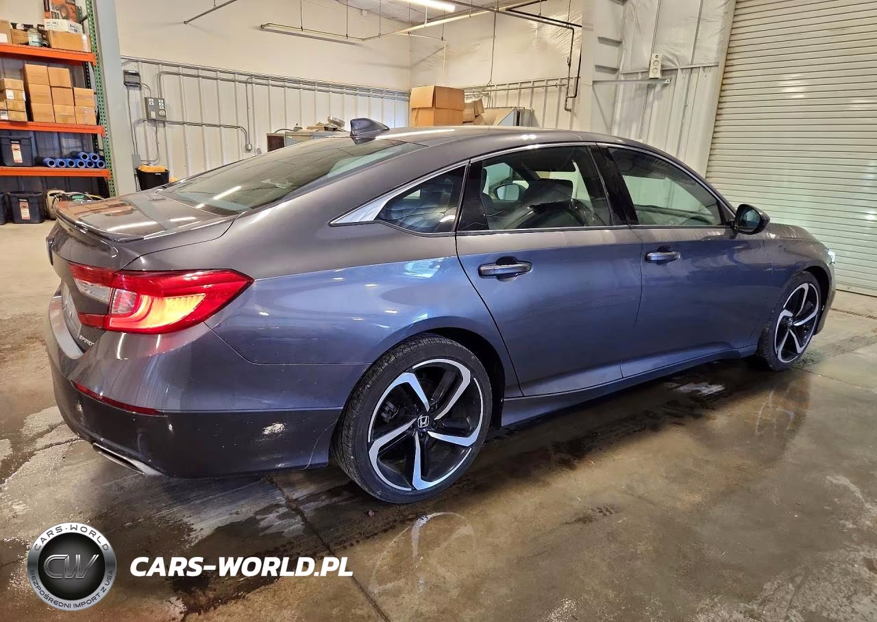 2018 Honda Accord Sport VIN:1HGCV1F39JA011856 - 3