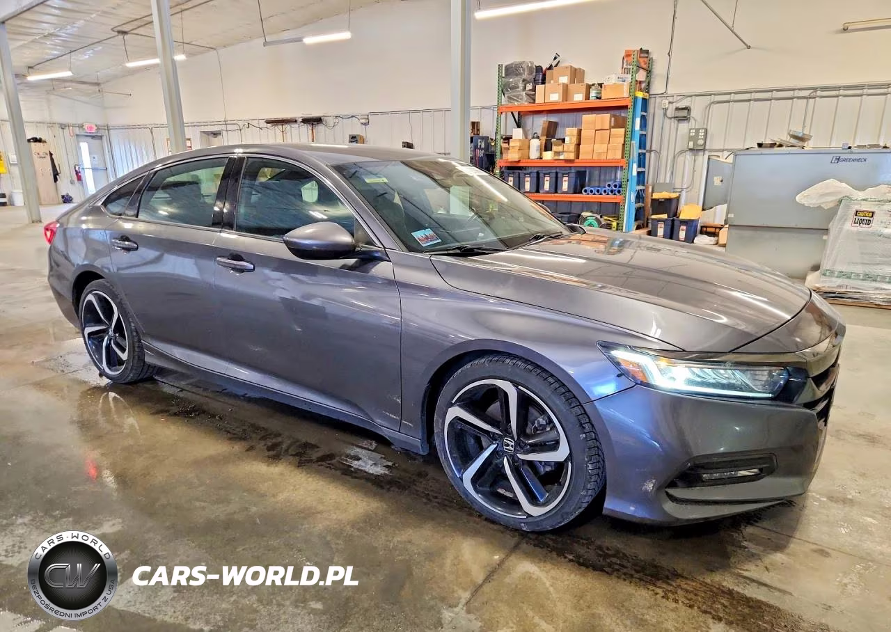 2018 Honda Accord Sport VIN:1HGCV1F39JA011856 - 4