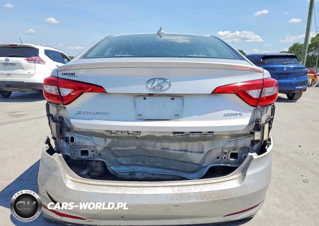 2015 Hyundai Sonata Sport VIN:5NPE34AFXFH072391 - 6
