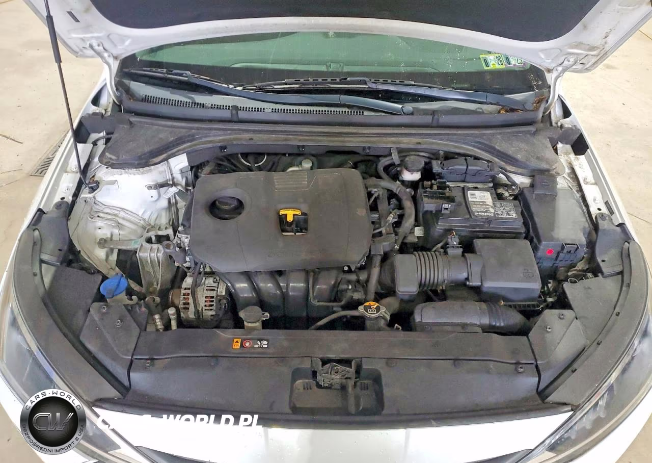 2020 Hyundai Elantra Sel VIN:5NPD84LF1LH542815 - 11