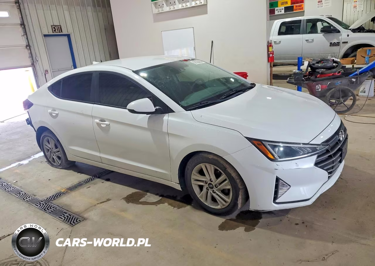 2020 Hyundai Elantra Sel VIN:5NPD84LF1LH542815 - 4