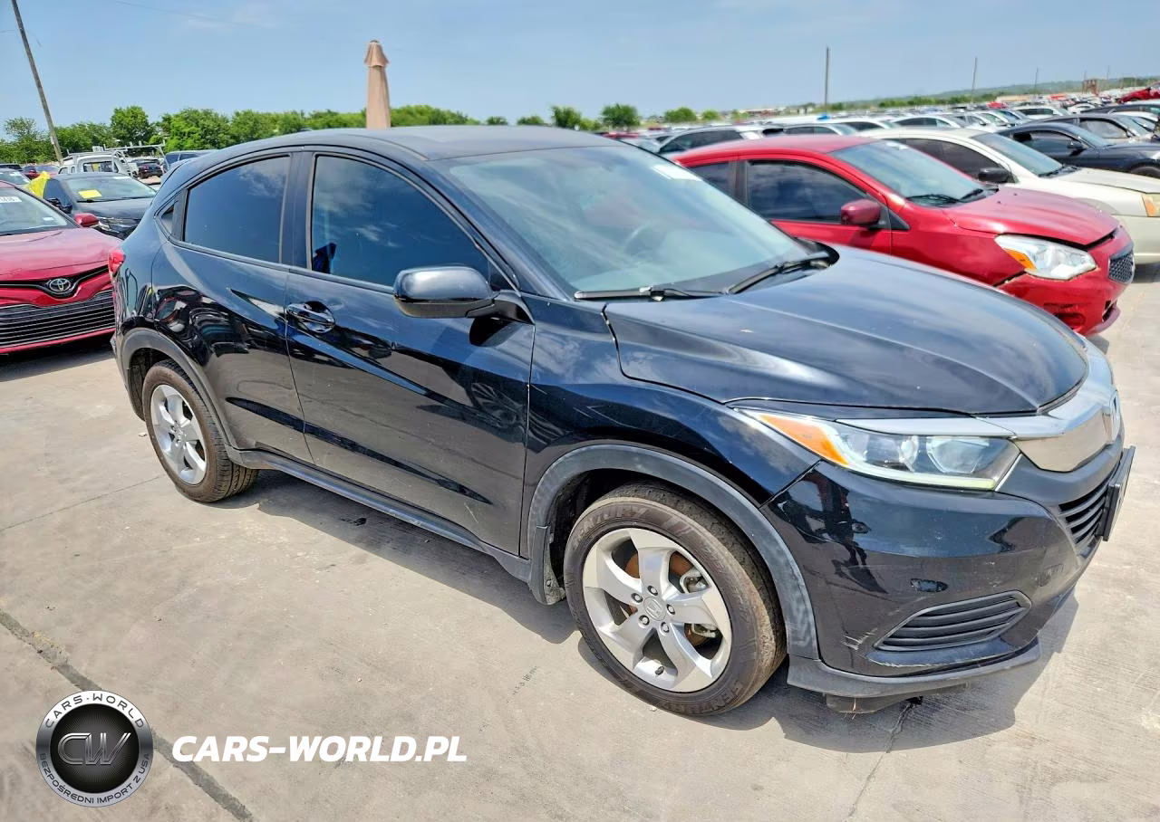 2021 Honda Hr-V Lx VIN:3CZRU5H35MM717353 - 4