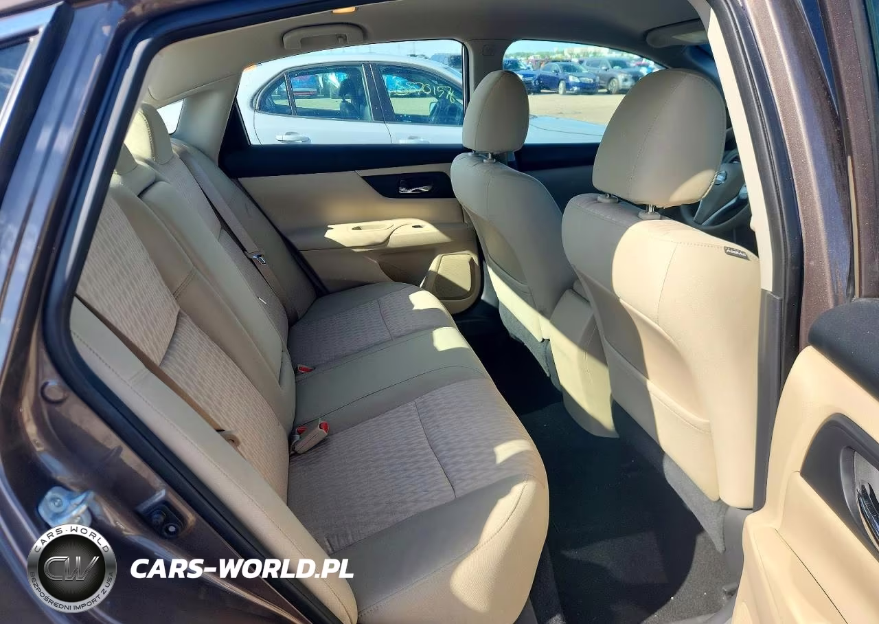 2017 Nissan Altima 2.5 S VIN:1N4AL3AP7HC134688 - 10