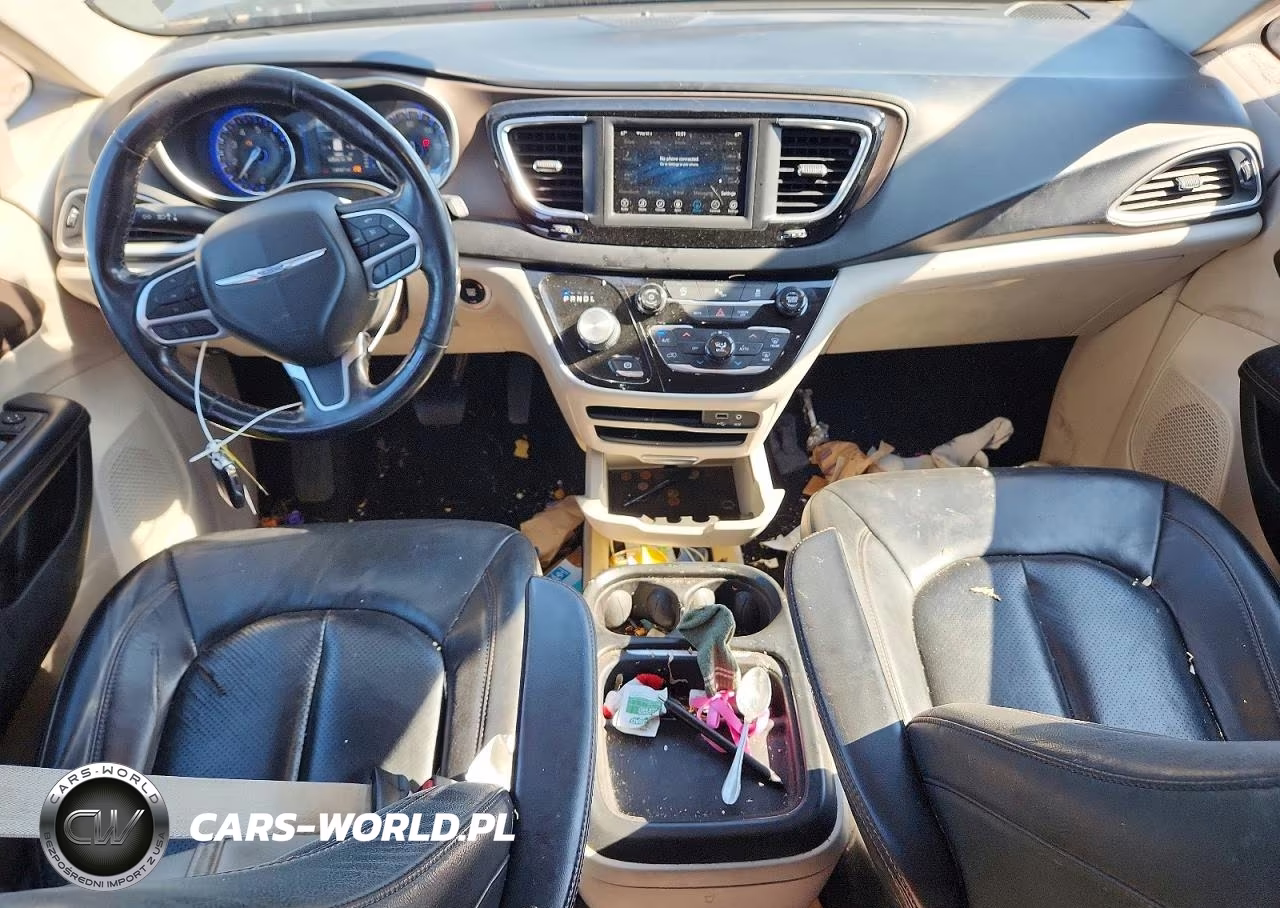 2019 Chrysler Pacifica Touring L VIN:2C4RC1BG6KR704808 - 8