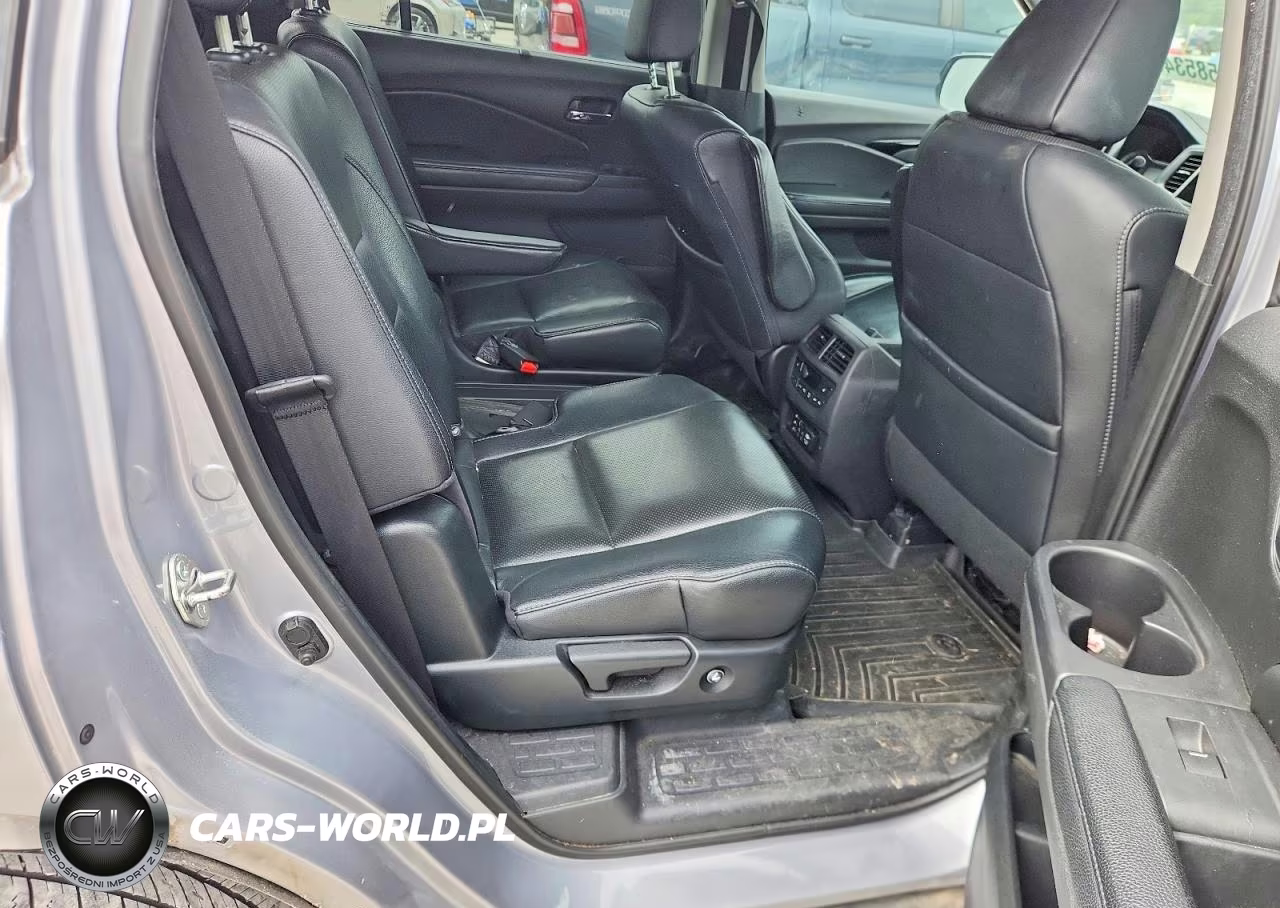 2017 Honda Pilot Elite VIN:5FNYF6H09HB069114 - 11