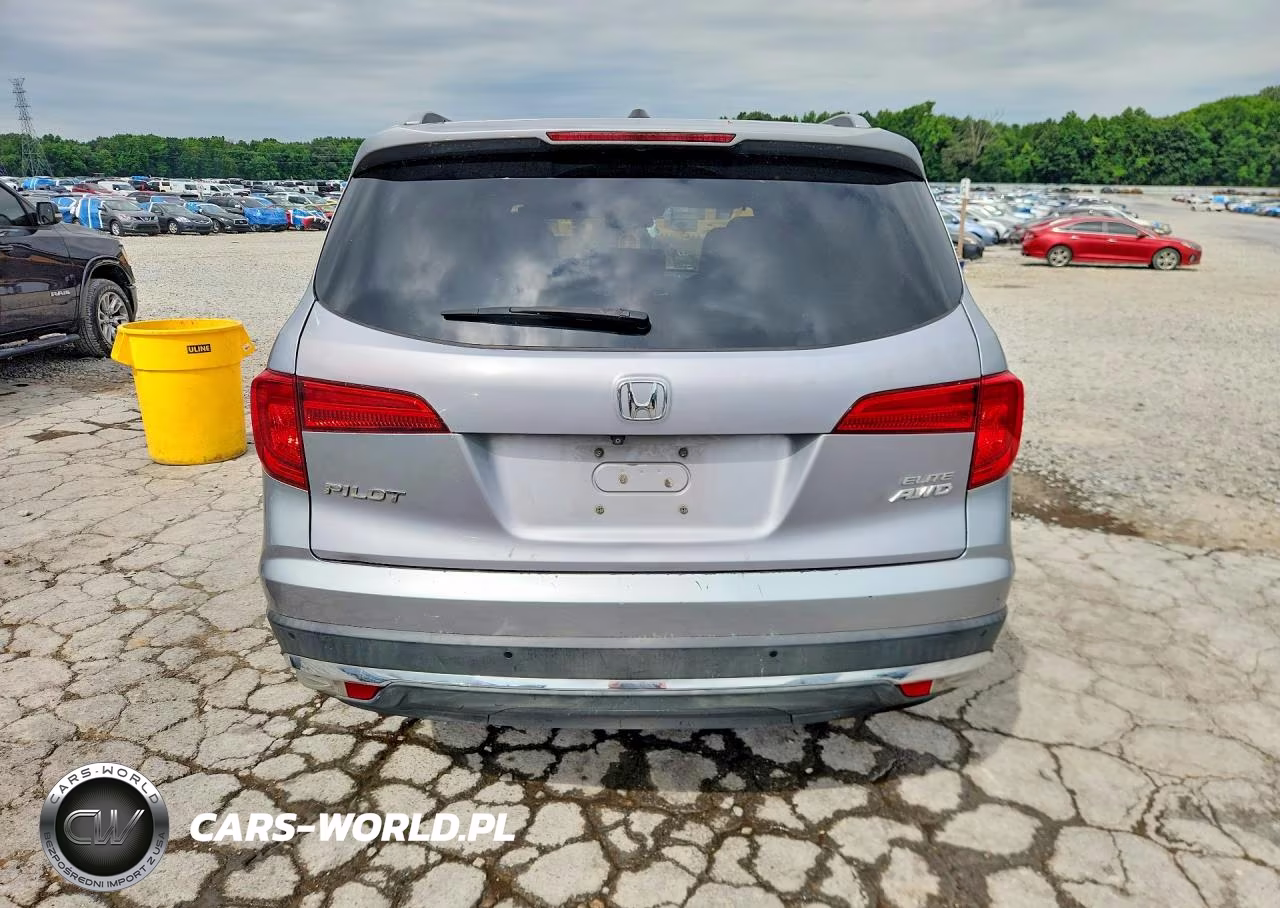 2017 Honda Pilot Elite VIN:5FNYF6H09HB069114 - 6