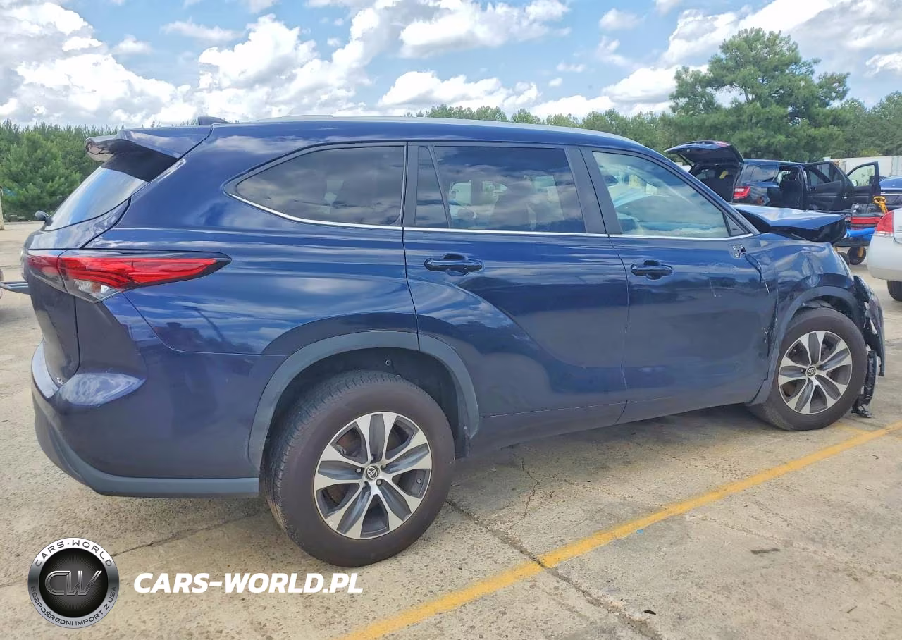 2023 Toyota Highlander Xle VIN:5TDKDRAH8PS014788 - 3