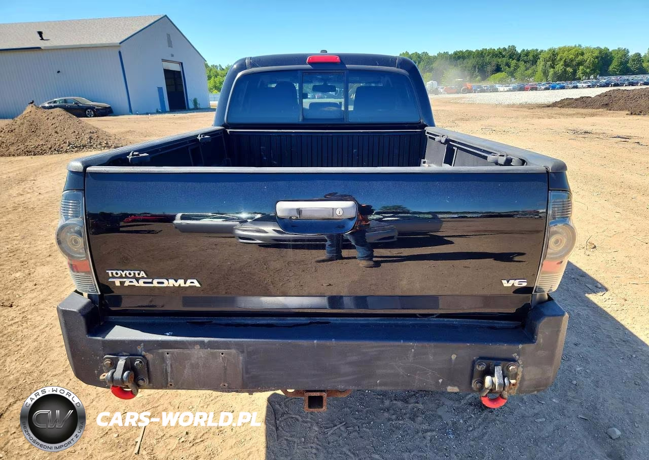 2011 Toyota Tacoma Double Cab Long Bed VIN:3TMMU4FN8BM031125 - 6