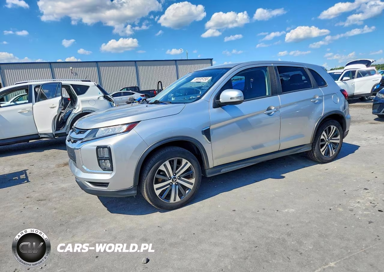 2020 Mitsubishi Outlander Sport Es – zdjęcie 1 z 13