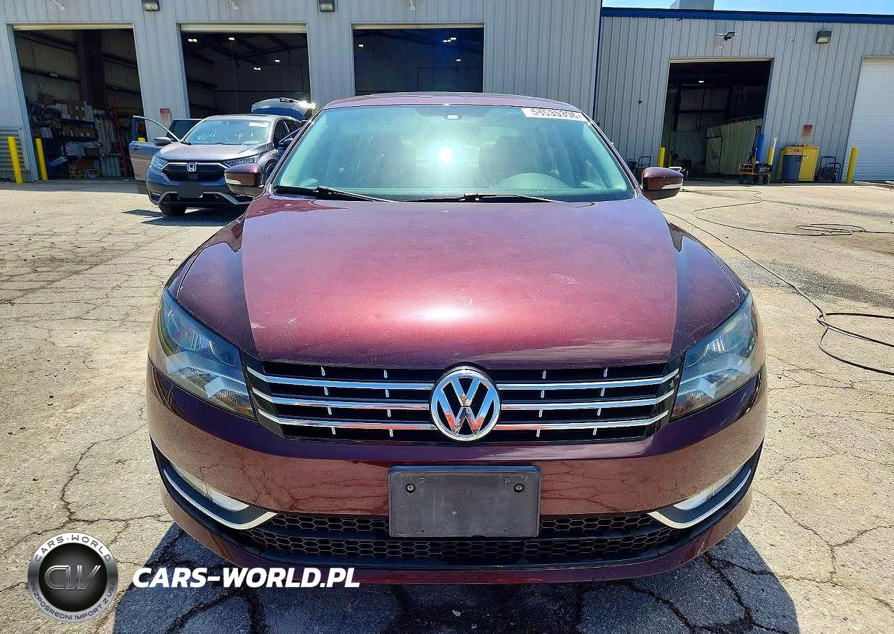 2014 Volkswagen Passat Sel VIN:1VWCN7A36EC089592 - 5