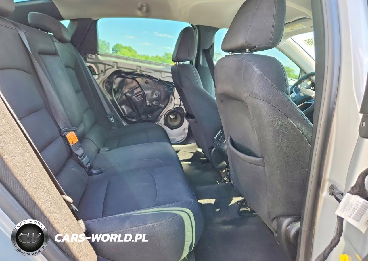 2018 Chevrolet Malibu Lt VIN:1G1ZD5ST0JF235165 - 10