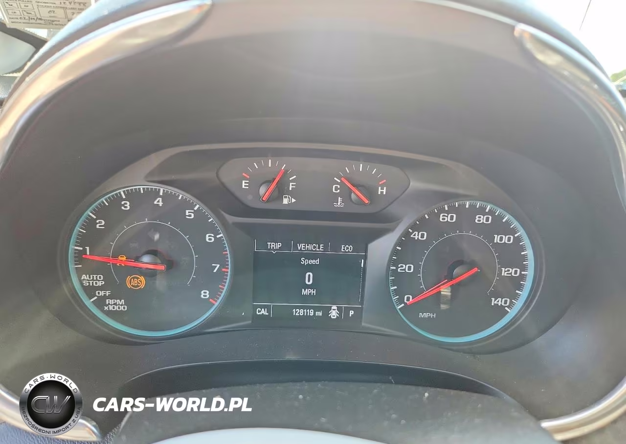2018 Chevrolet Malibu Lt VIN:1G1ZD5ST0JF235165 - 9